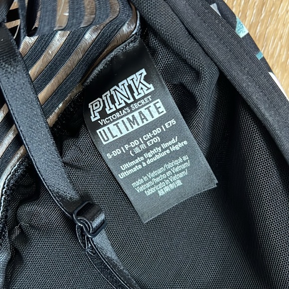 Pink bra - Picture 3 of 3